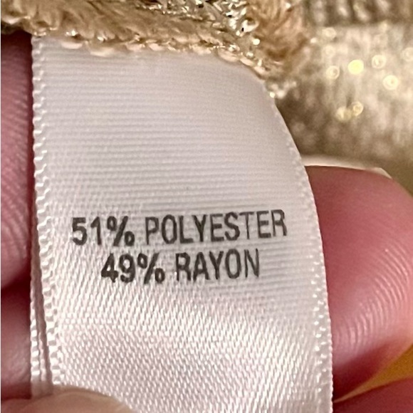 St John Gold Textured Blazer Size Small Modest Church Glam Gift Old Money Preppy - Picture 15 of 16